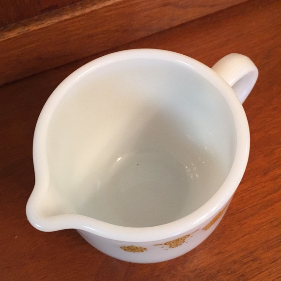 Vintage Pyrex Milk Glass Gold Butterfly Creamer - Picture 3 of 6